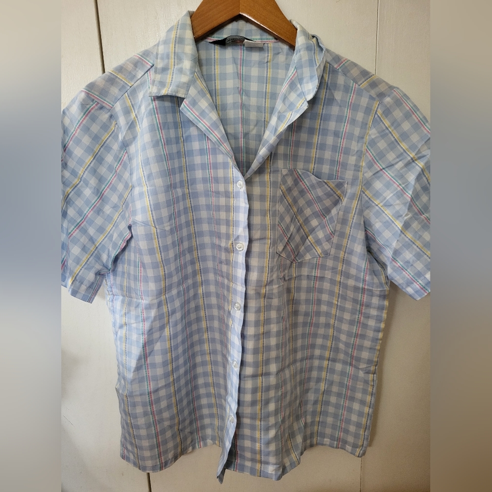 NWOT Cordova Short Sleeve Blue Plaid Button Up Sz M